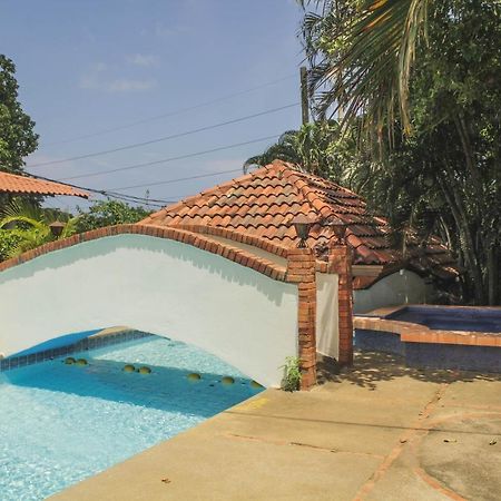 Hotel M&M Casa Blanca Playa Ocotal Ngoại thất bức ảnh
