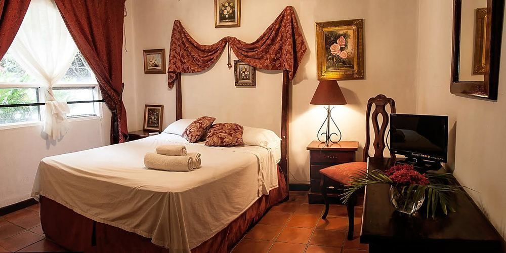 Hotel M&M Casa Blanca Playa Ocotal Ngoại thất bức ảnh