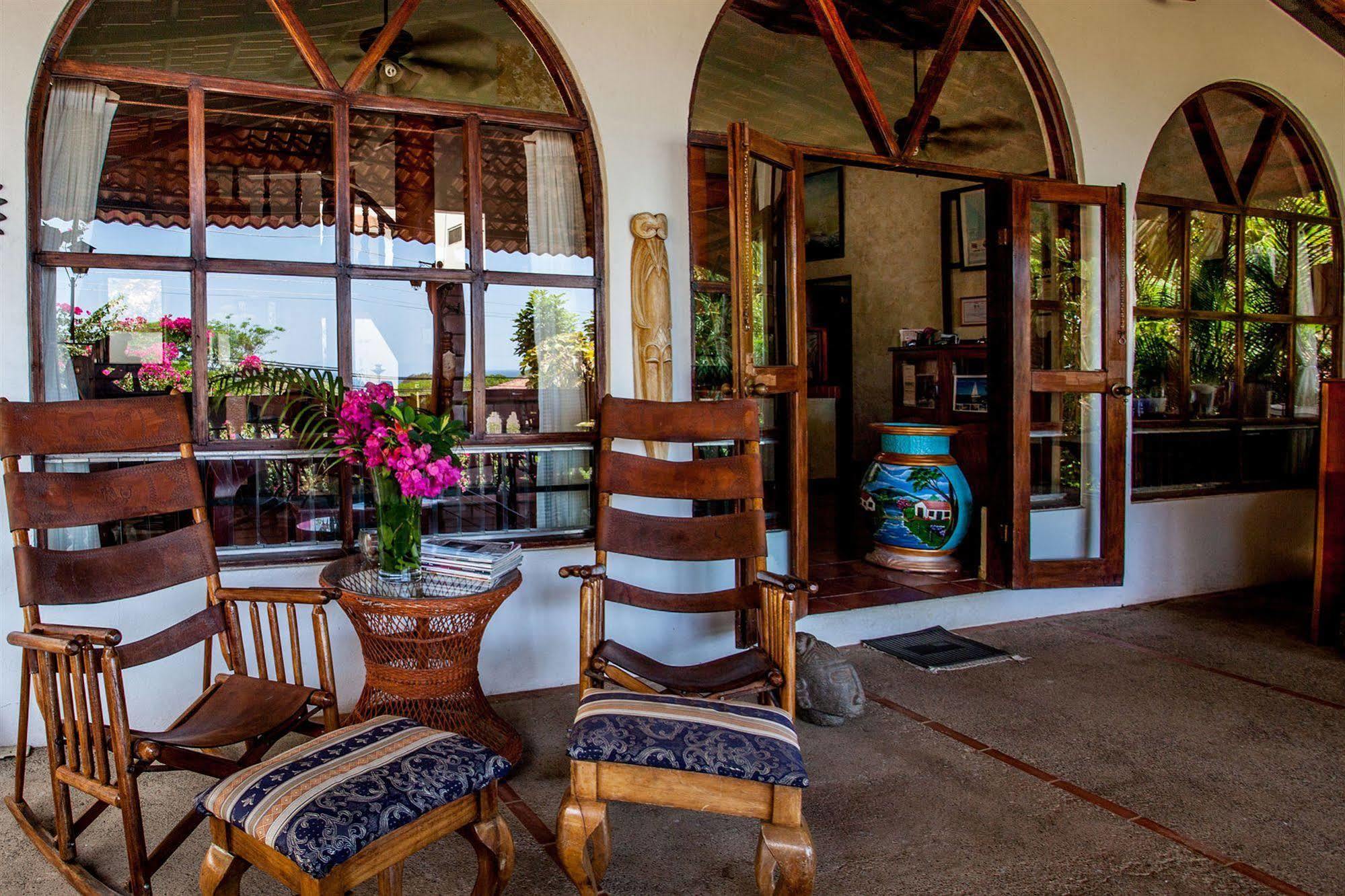 Hotel M&M Casa Blanca Playa Ocotal Ngoại thất bức ảnh