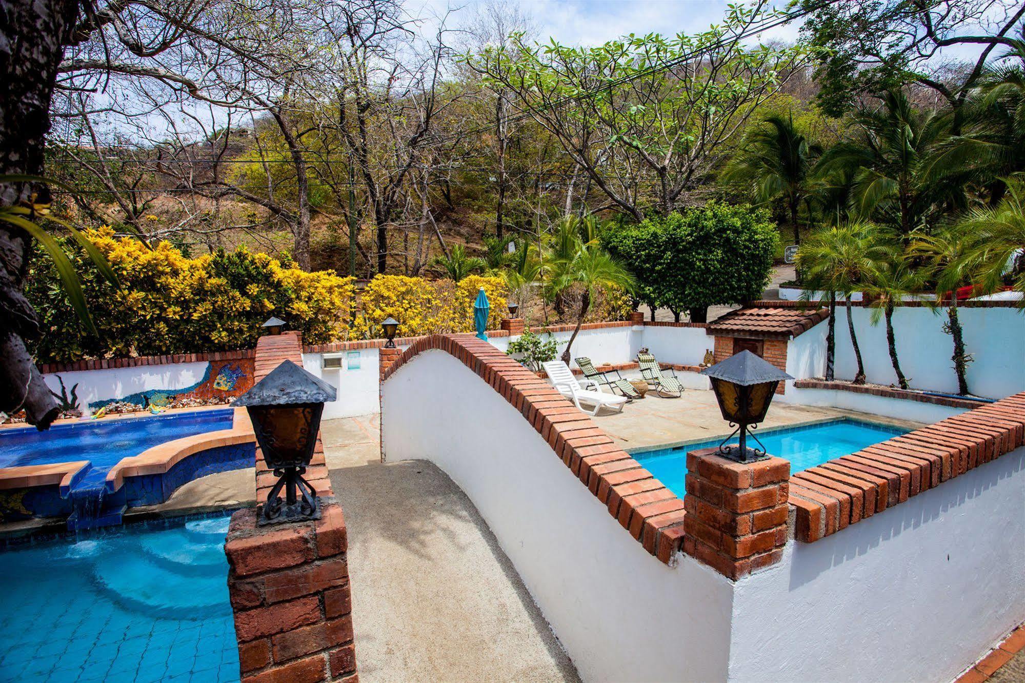 Hotel M&M Casa Blanca Playa Ocotal Ngoại thất bức ảnh