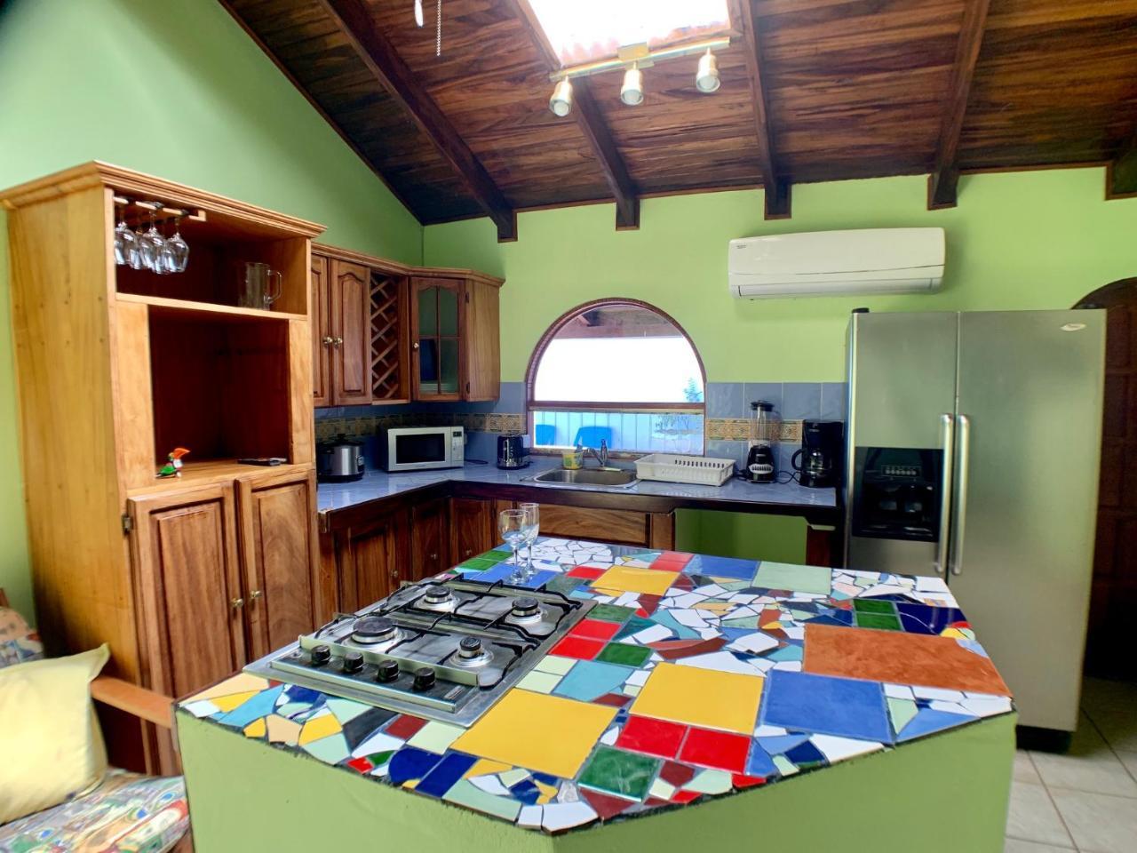 Hotel M&M Casa Blanca Playa Ocotal Ngoại thất bức ảnh