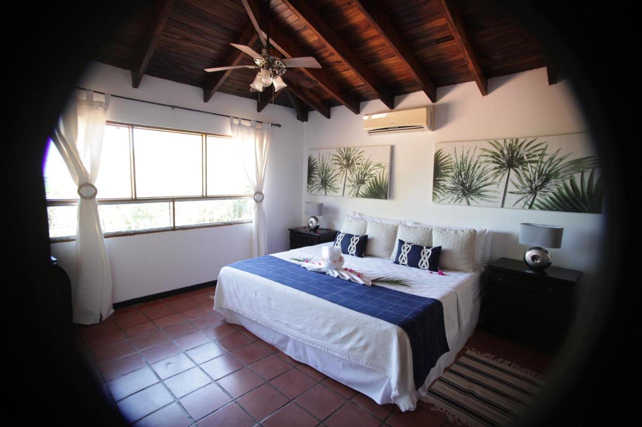 Hotel M&M Casa Blanca Playa Ocotal Ngoại thất bức ảnh