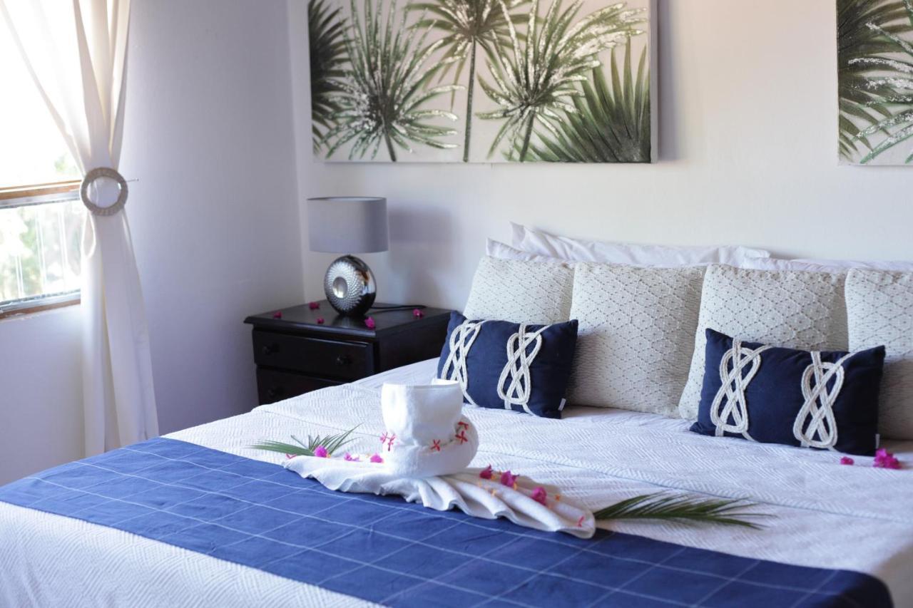 Hotel M&M Casa Blanca Playa Ocotal Ngoại thất bức ảnh